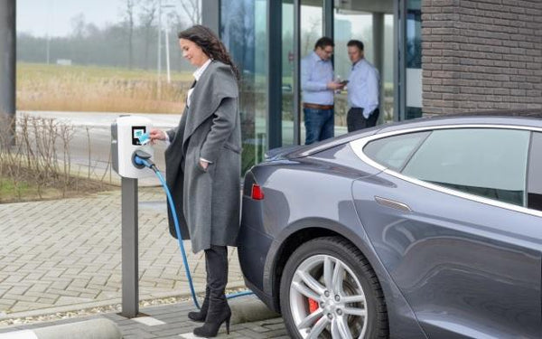 COMMERCIAL CHARGING RANGE - voltaev.co.uk